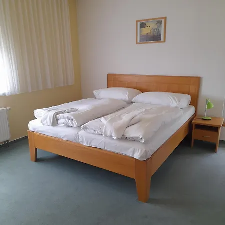 Smaragd Отель 3*