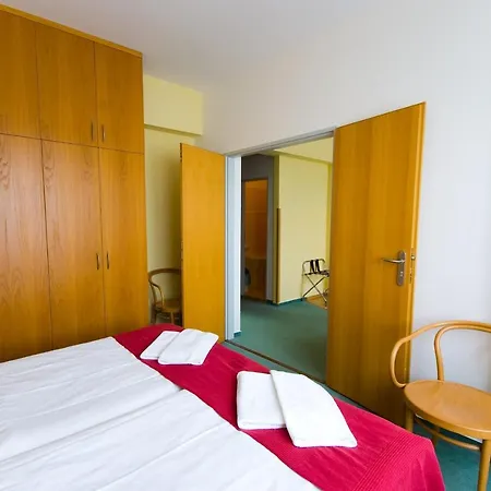 Smaragd 3* Praha