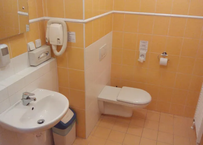 Smaragd ホテル プラハ