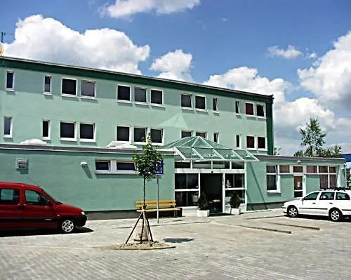 Smaragd Otel